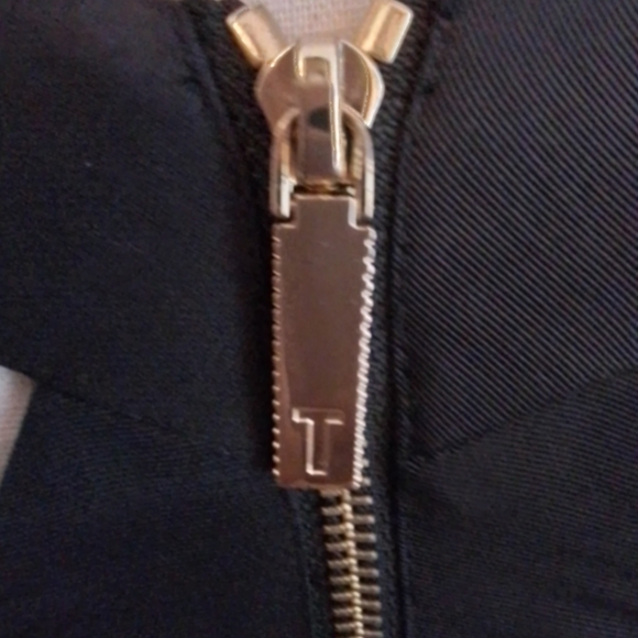 Ted Baker London Black Floral Illusia Pleated Dress - Ted 1/US 4 - Picture 12 of 16